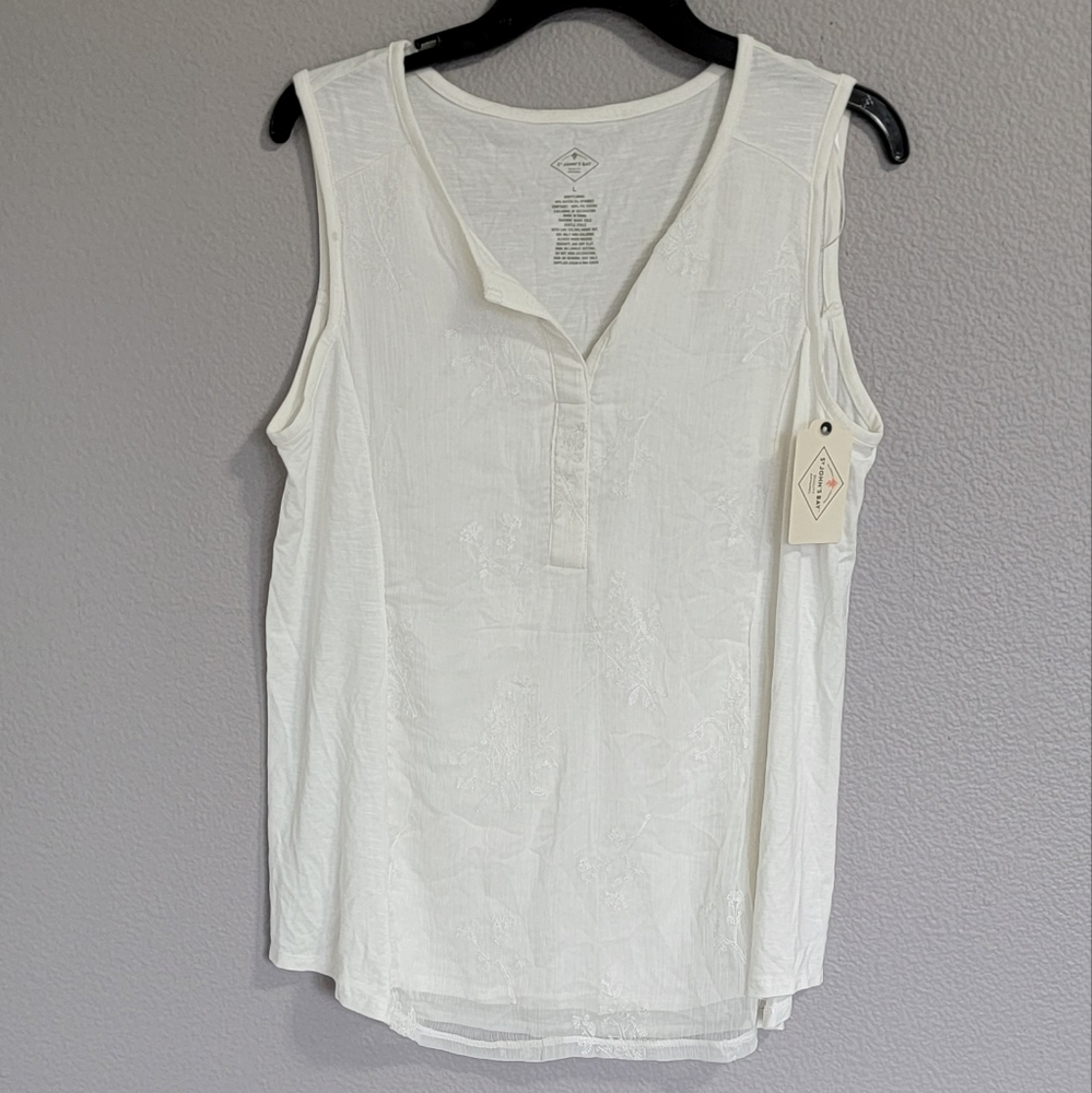 ST. JOHN'S BAY WHITE TANK TOP/SIZE L